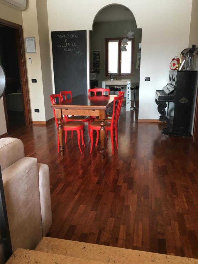 Apartamento Casa Elisabetta Peschiera del Garda Exterior foto